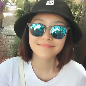 Meet your Posher, Xiaoxuan